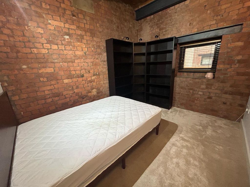 Property photo 2 of 9 01F71855-C7Ef-4209-Bc72-52B82E60A649.Jpeg