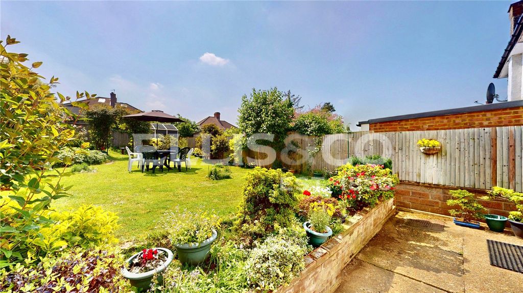 Property photo 2 of 16 Picture No. 01