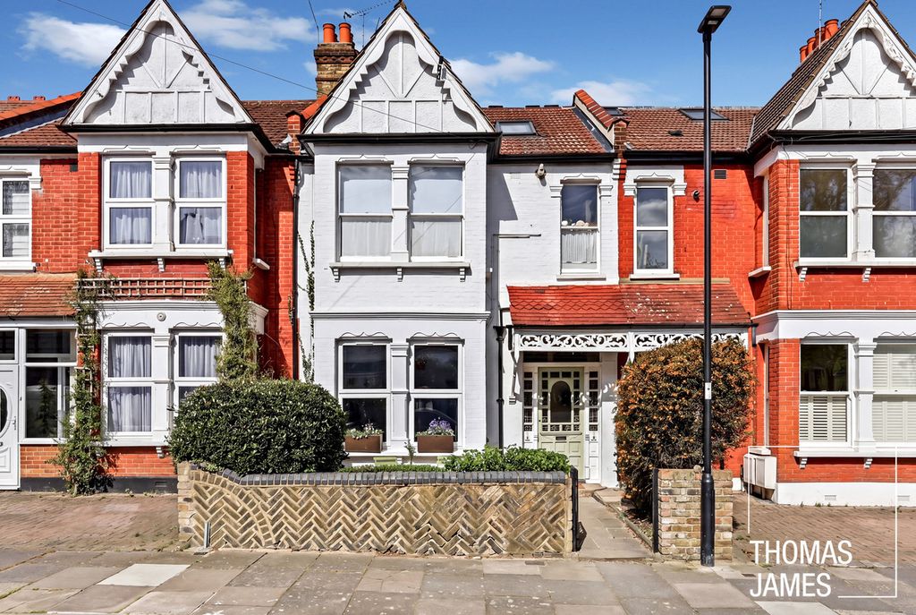 Property photo 1 of 39