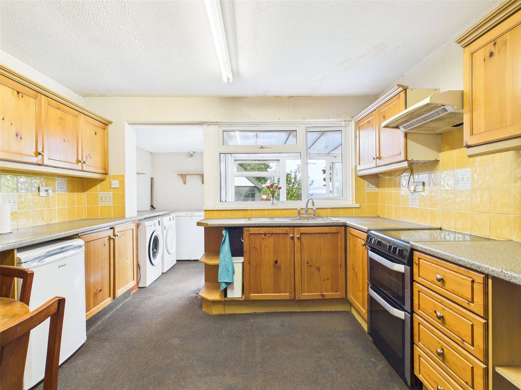 Property photo 3 of 11 Picture No. 02