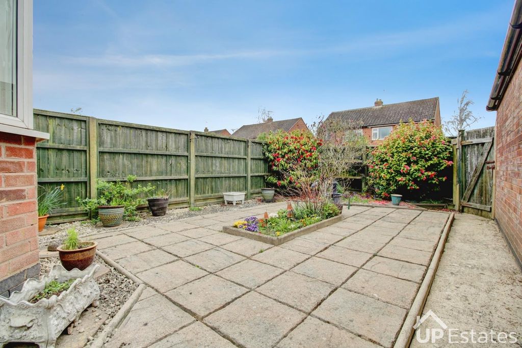 Property photo 3 of 19
