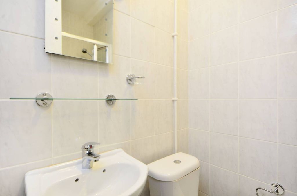 Property photo 3 of 6