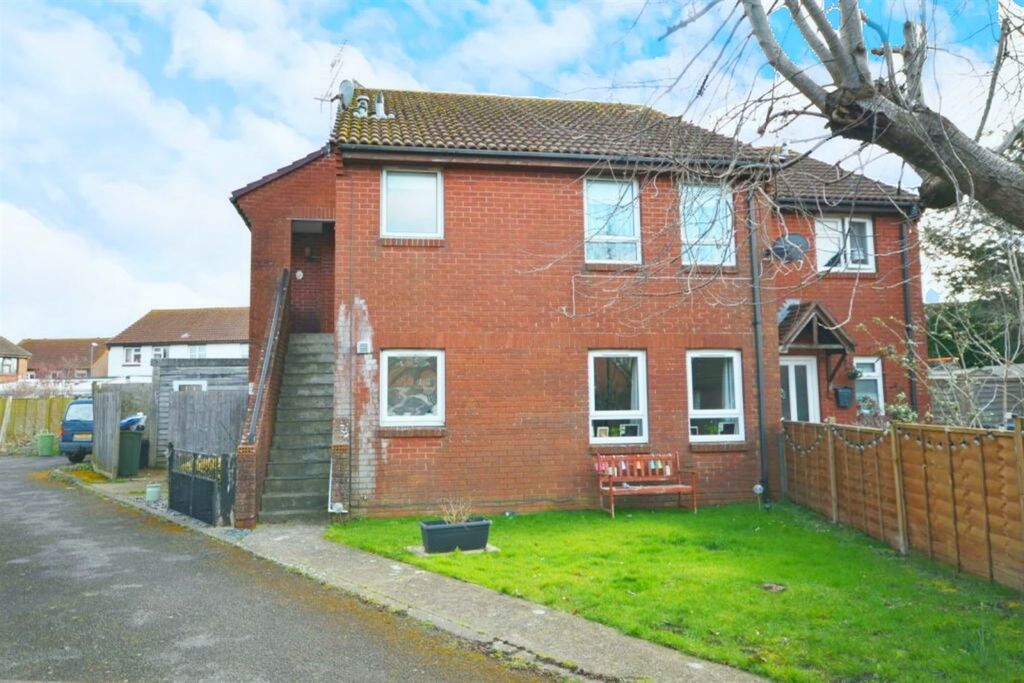 Property photo 1 of 5 (Main)