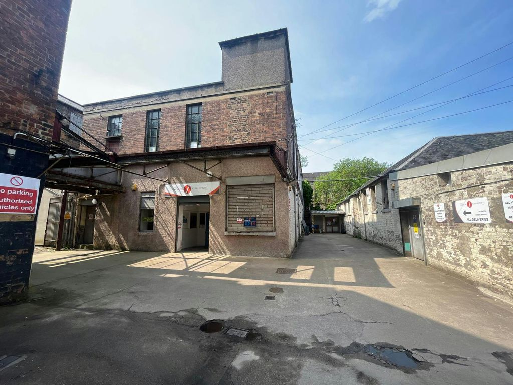 Property photo 2 of 8 Photo20241027201230 5.Jpg