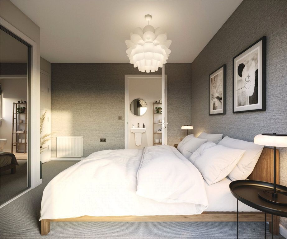 Property photo 3 of 6 Bedroom