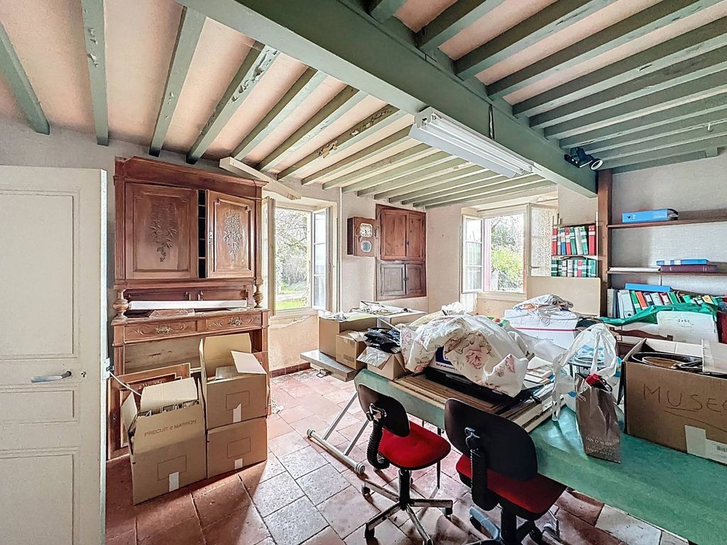 Property photo 2 of 11