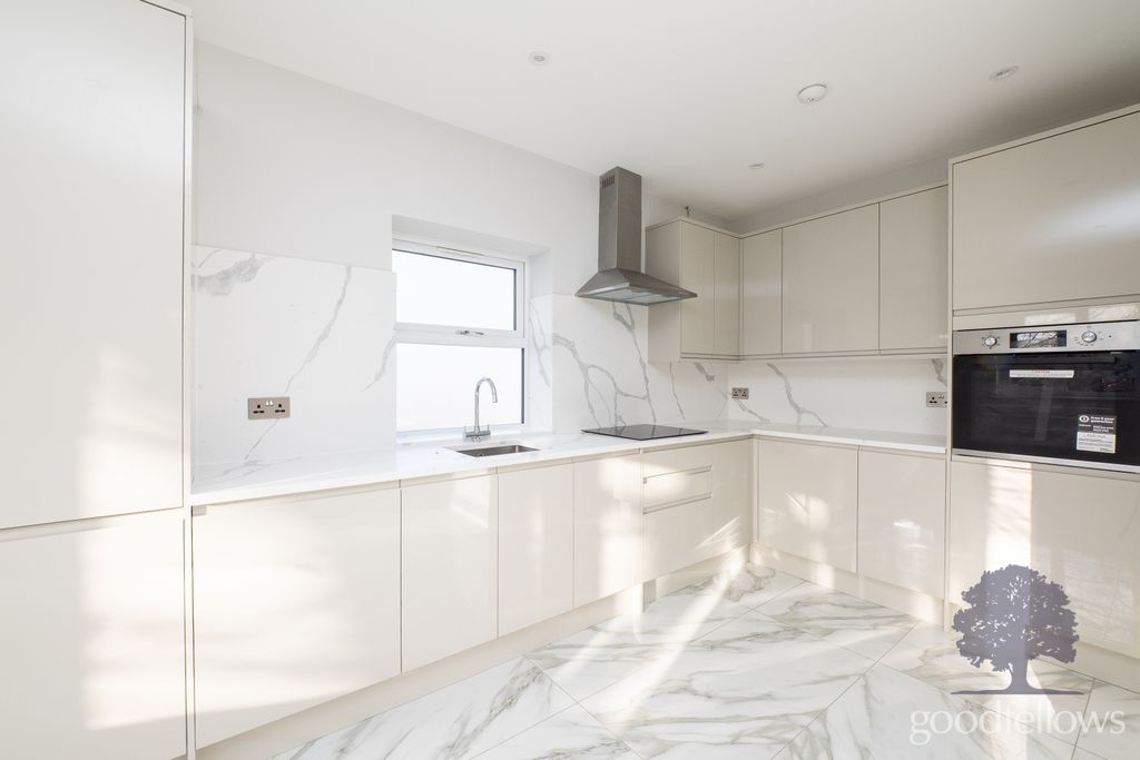 Property photo 1 of 12 Picture No. 01