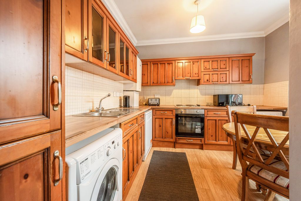 Property photo 3 of 18 Ph17_6755811