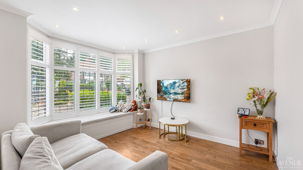 Property photo 2 of 43 5395995