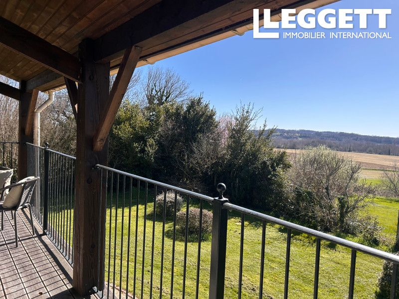 Property photo 2 of 10