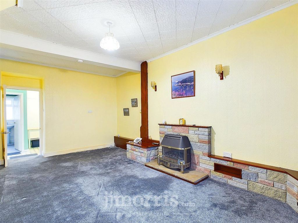 Property photo 3 of 19 Cam02122G0-Pr0232-Still006.Jpg