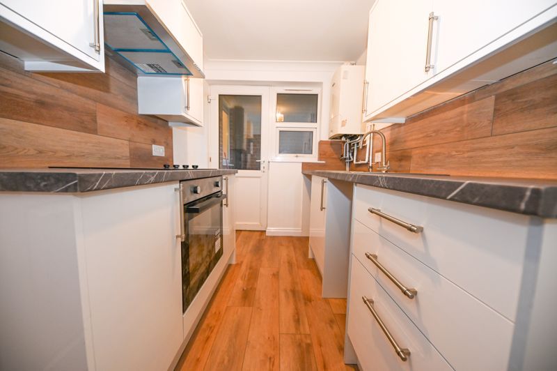 Property photo 1 of 5 Photo 5