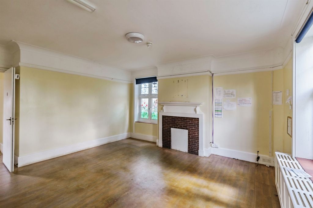Additional image 4 of 6 bed detached house for saleSt. Piers Lane, Lingfield RH7