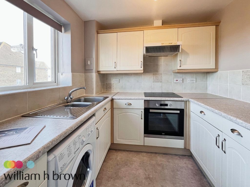 Property photo 3 of 17 Image