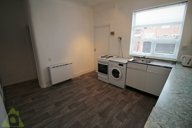 Property photo 3 of 9 Kitchen / Diner