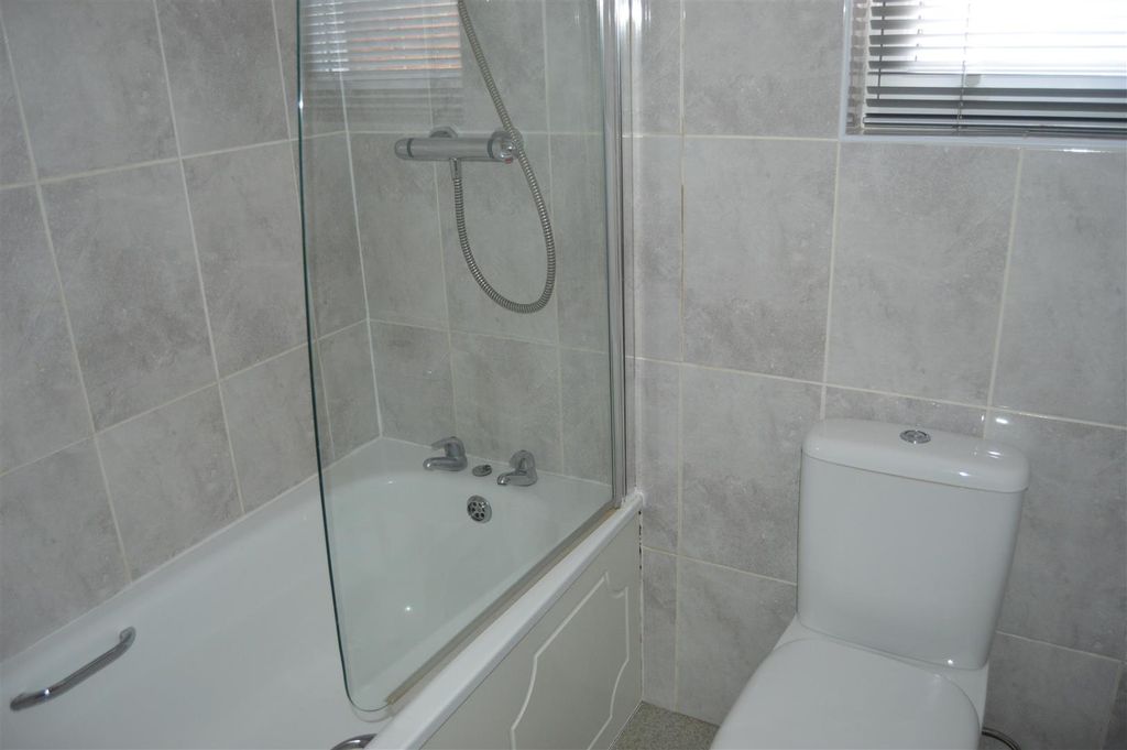 Additional image 5 of 1 bed terraced house to rentSteephill Road, Shanklin PO37