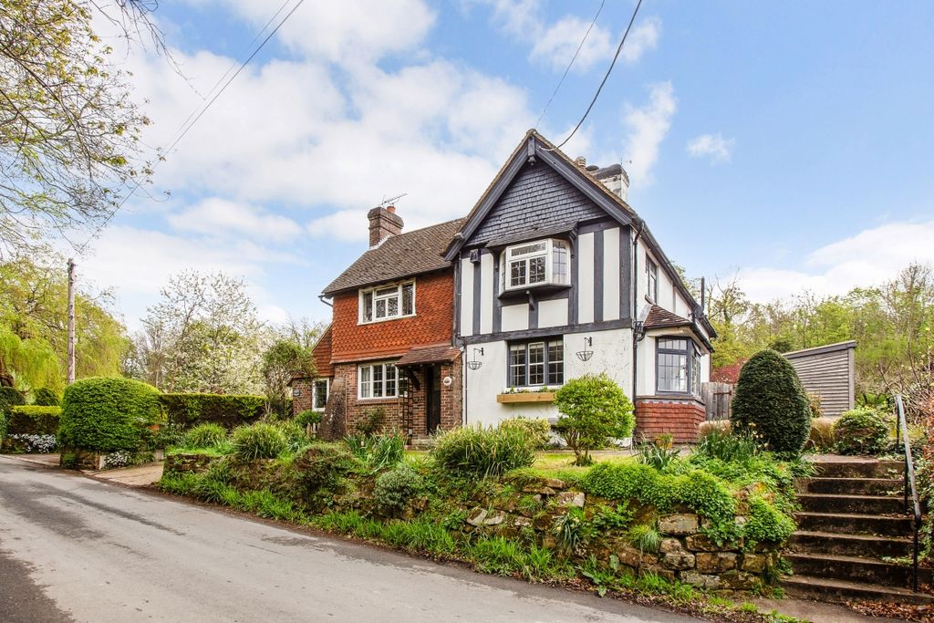 Property photo 3 of 26