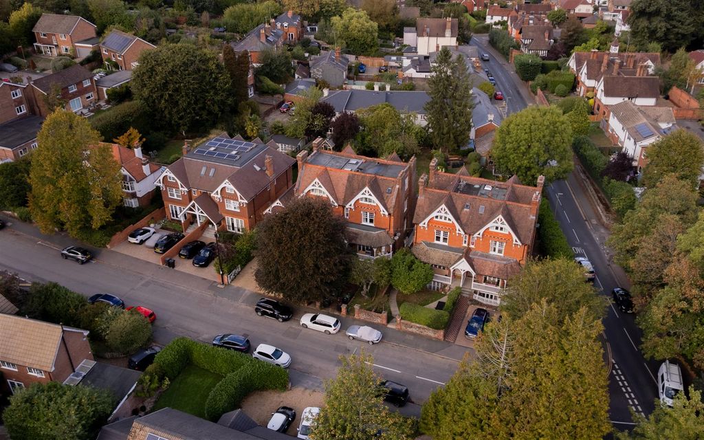 Property photo 1 of 16 Knoll Road Dorking - Drone Final Images - Ralph Ja