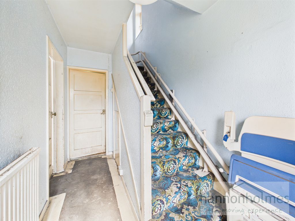 Property photo 2 of 19 Cam05283G0-Pr0051-Still008