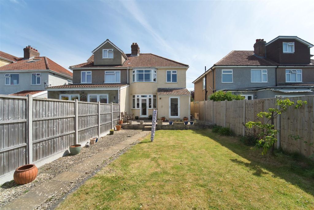Property photo 2 of 16 Rear Garden