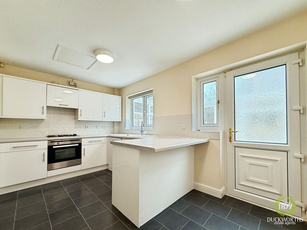 Property photo 3 of 23