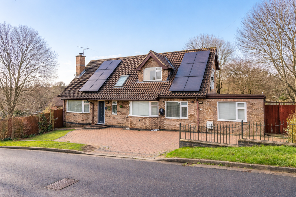 Property photo 2 of 25