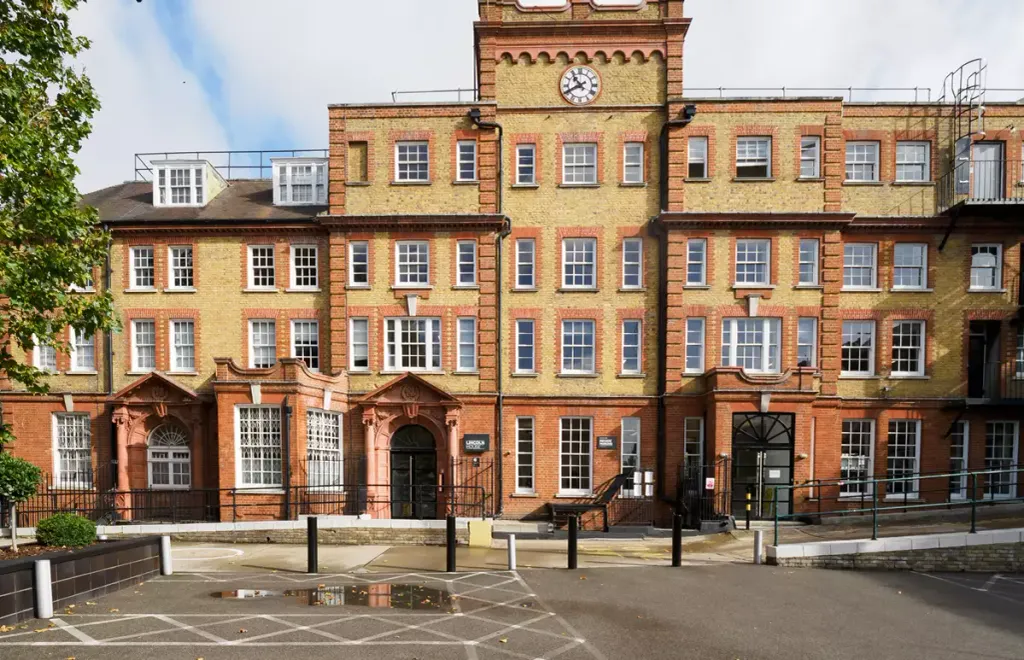 Property photo 1 of 7