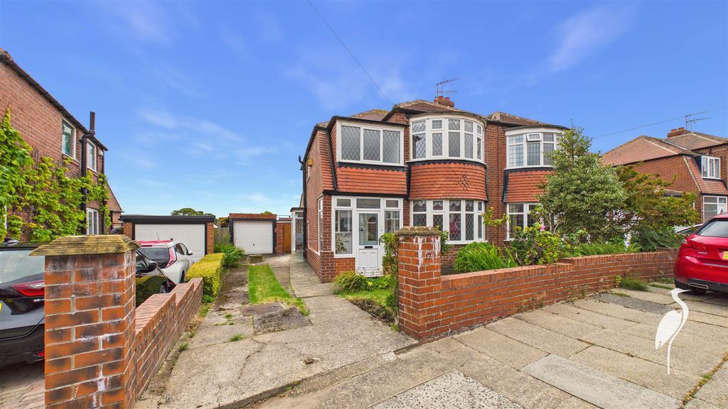 Property photo 1 of 30