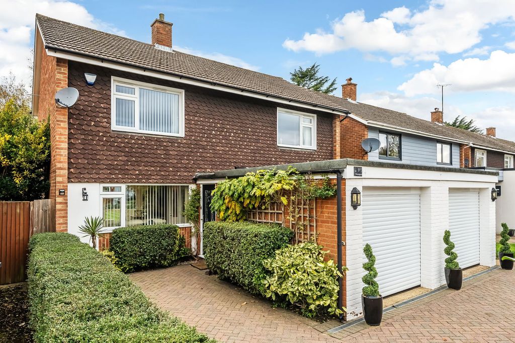 Property photo 1 of 30
