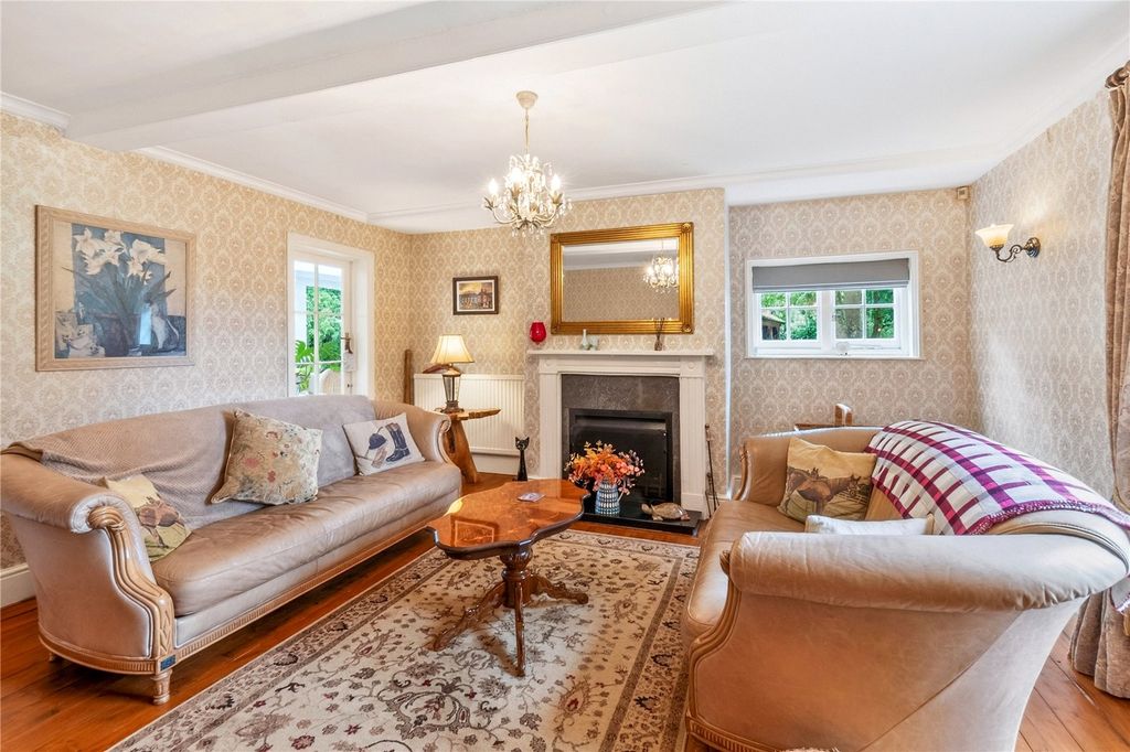 Property photo 2 of 41 Picture No. 61