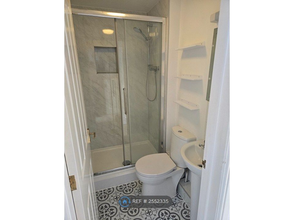 Property photo 3 of 5 Bathroom