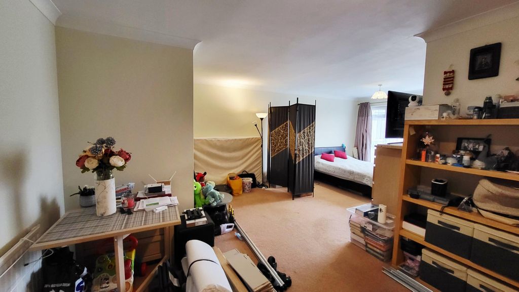 Property photo 2 of 5 Image