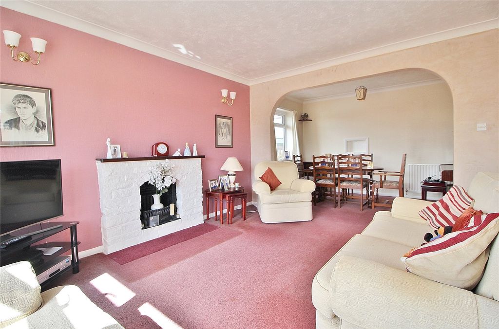 Property photo 3 of 13 Picture No. 11