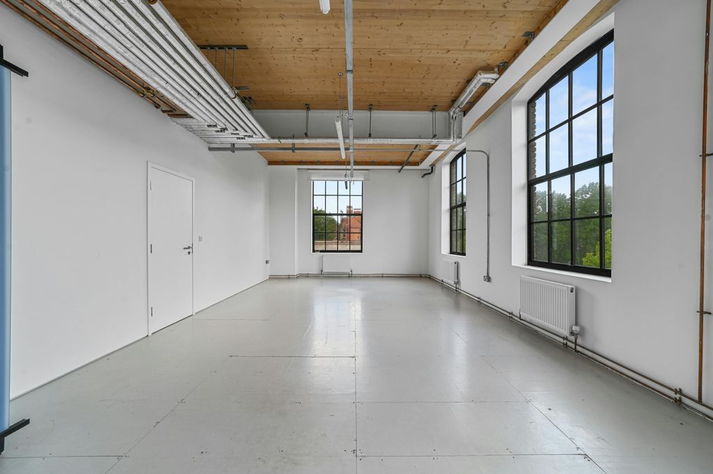 Property photo 2 of 13 MD-Bc-1Darnleyroad-7.Jpg