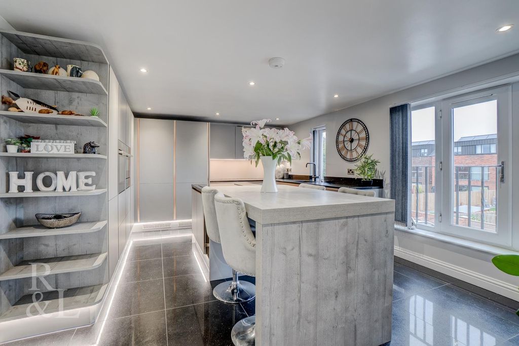 Property photo 2 of 22 Batched  (29).Jpg