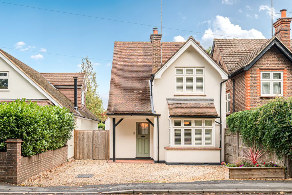 Property photo 1 of 16