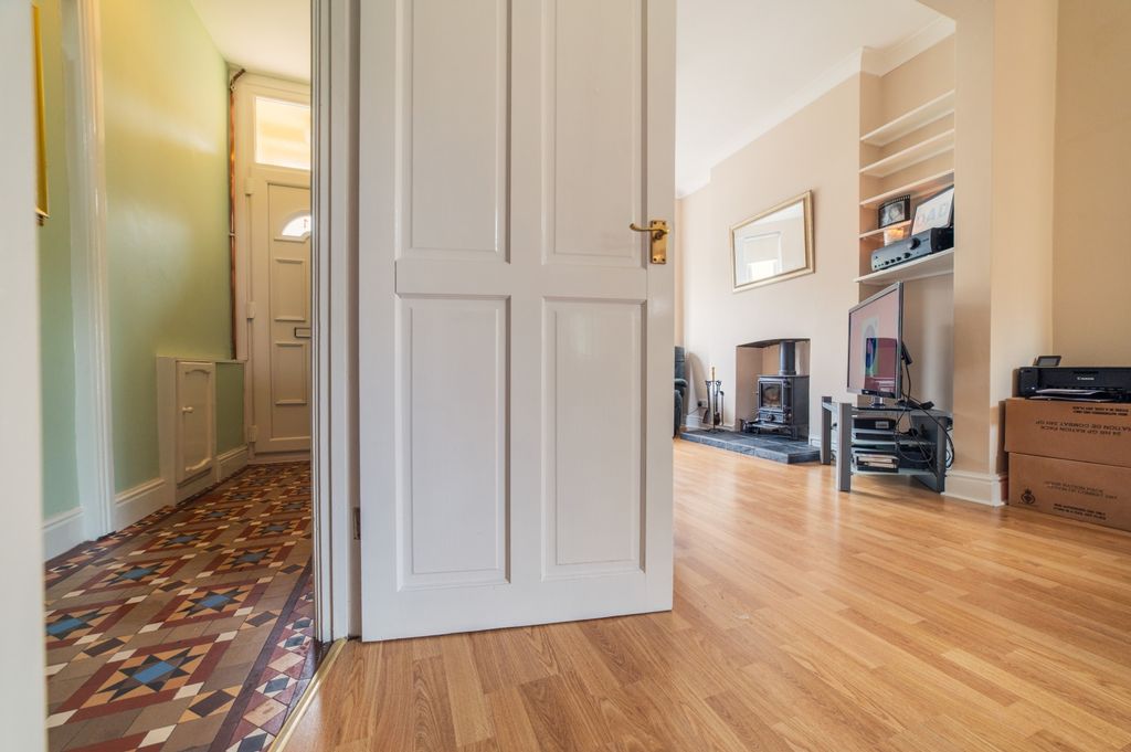 Property photo 2 of 24 Call 02920 454555 To Secure Your Viewing_2