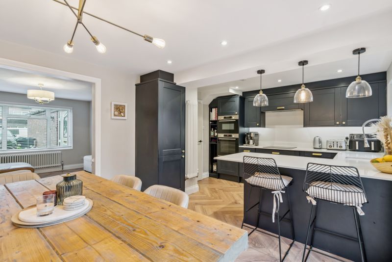 Property photo 2 of 27 Photo 9