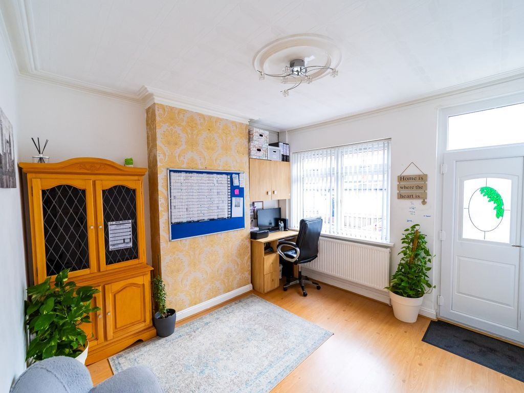 Property photo 3 of 18