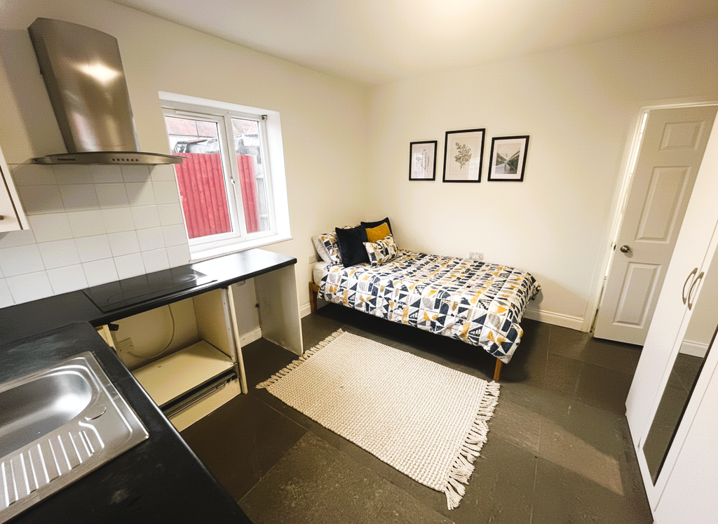 Property photo 3 of 6 A6Ded418-7870-4Ed9-8147-Fe922Afe7655