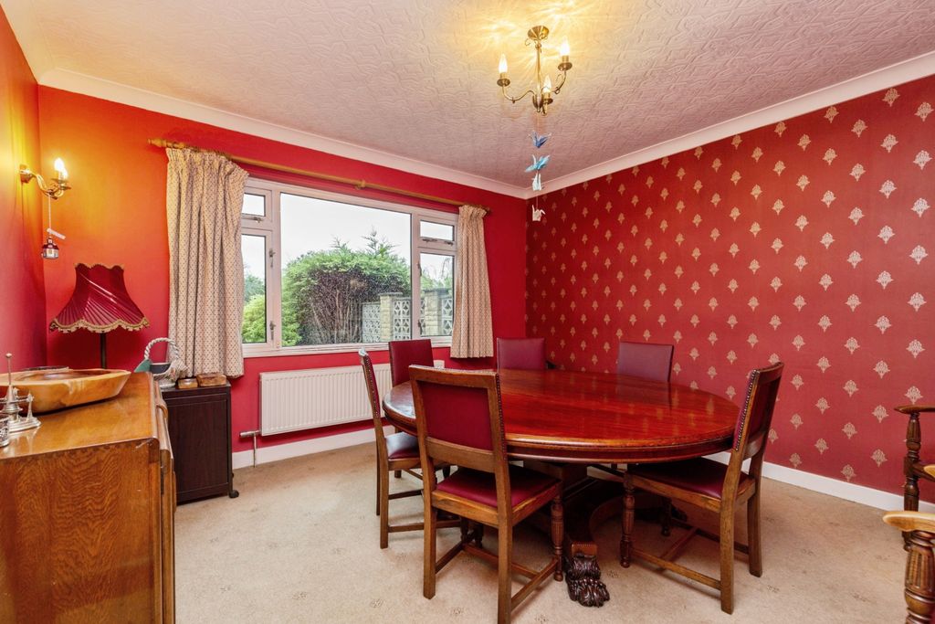 Property photo 3 of 15