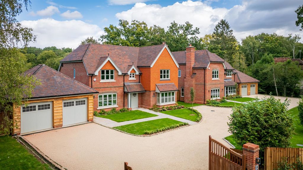 Property photo 1 of 28 Development Overview