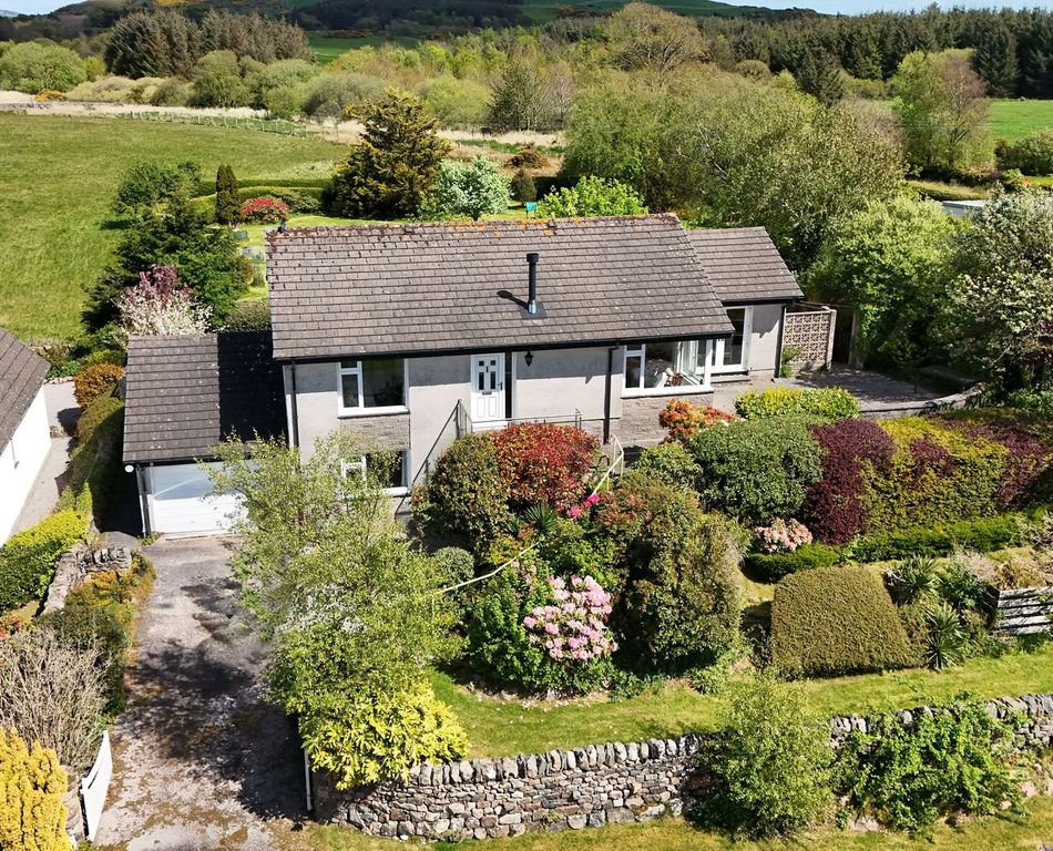 Property photo 1 of 33