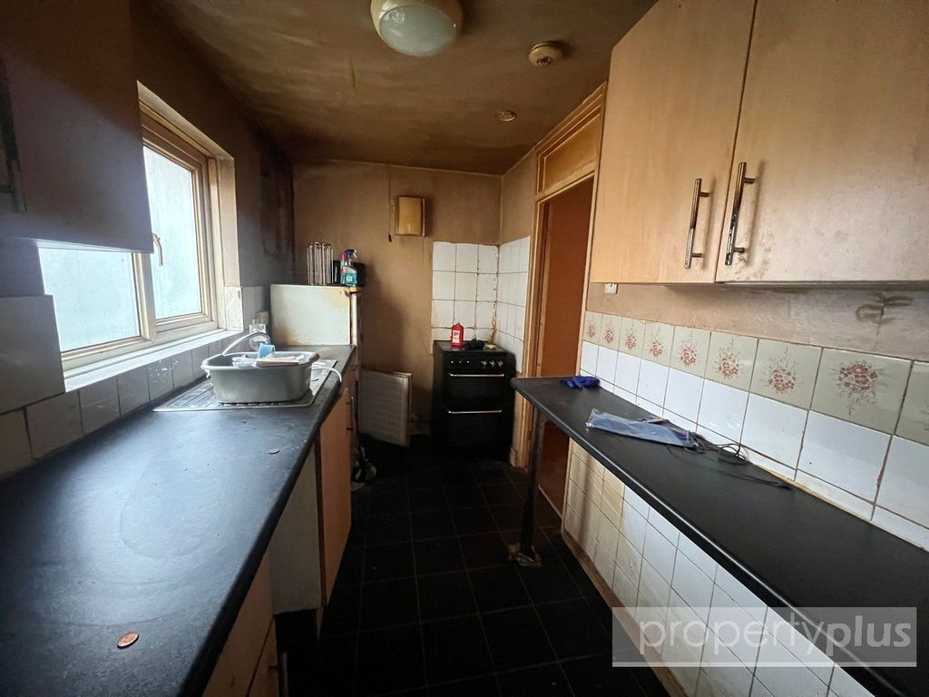 Property photo 3 of 14 Picture No. 11