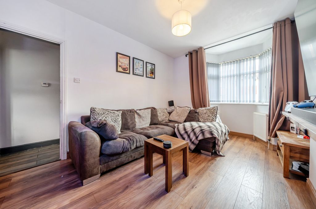 Property photo 3 of 17 1476676-8-6A2953E...