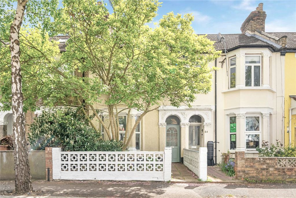 Property photo 2 of 20 Picture No. 25