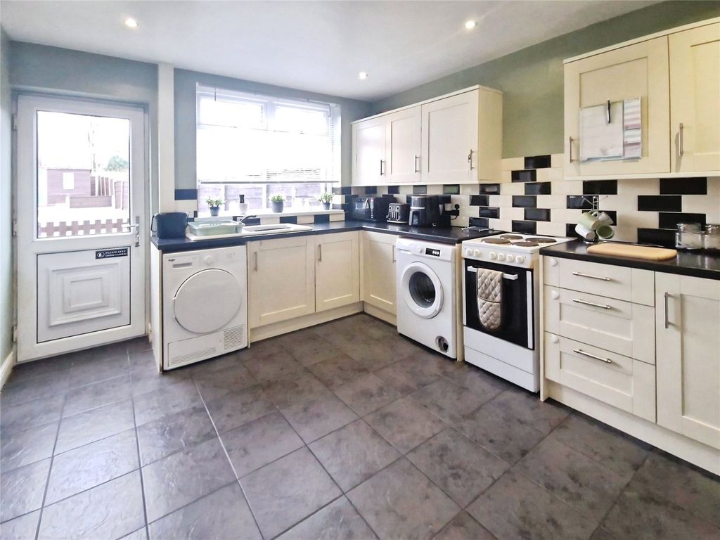 Property photo 3 of 15 Picture No. 05