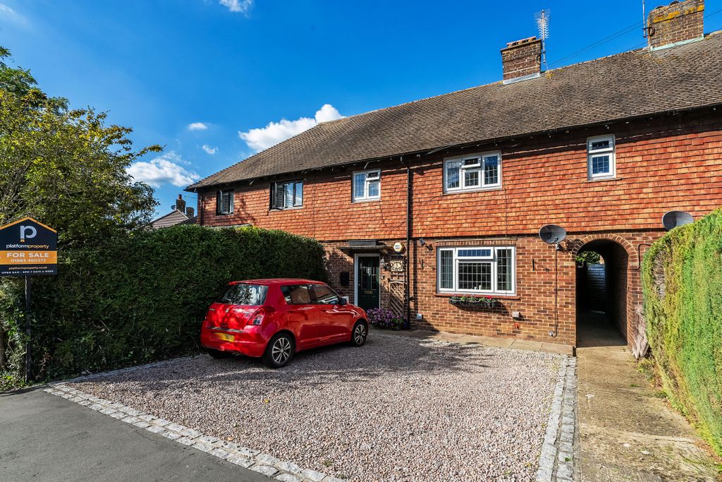 Property photo 1 of 23 3-Stoneleigh-Road-24