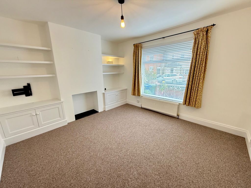 Property photo 3 of 8 Living Room