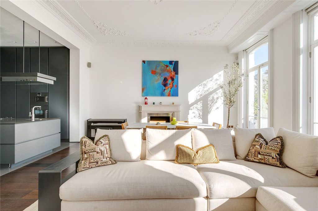 Property photo 3 of 22 Picture No. 09